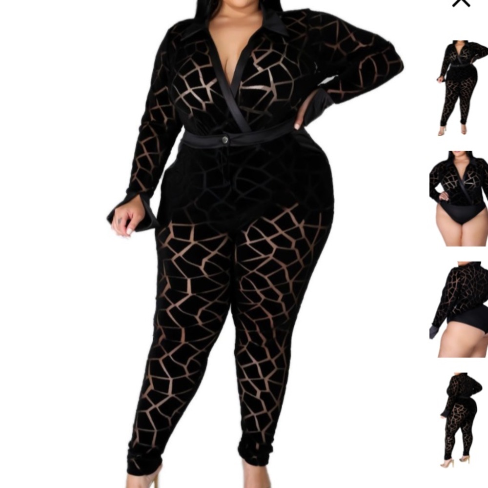 NWOT 2 pc mesh pant set